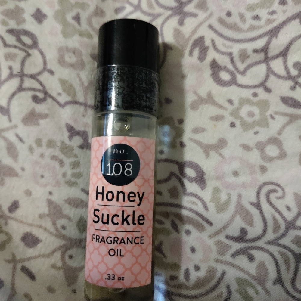 Honey suckle fragrance oil